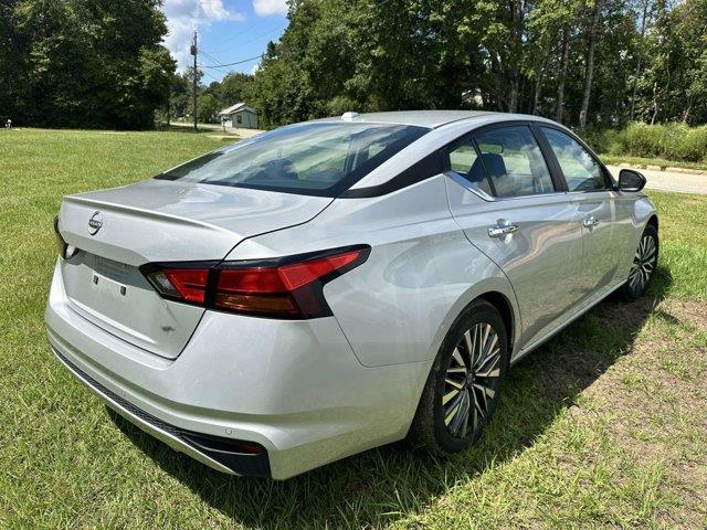 2025 Nissan Altima - $18,575