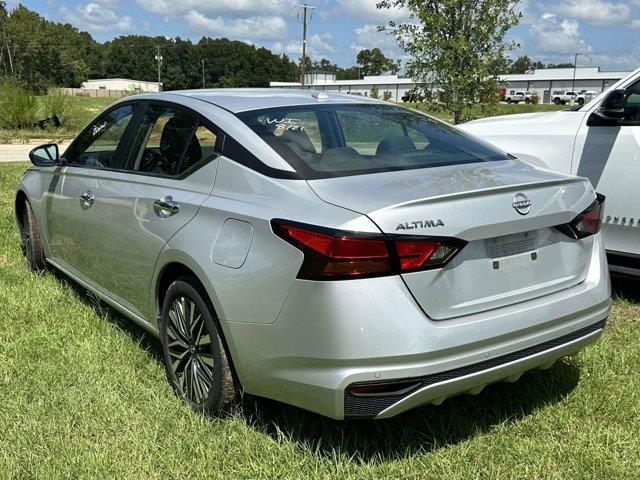 2025 Nissan Altima - $18,575