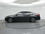 2022 Altima Thumbnail 26