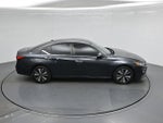 2022 Altima Thumbnail 37