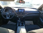2023 Altima Thumbnail 14