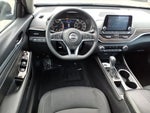 2023 Altima Thumbnail 8
