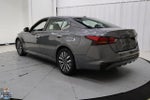 2023 Altima Thumbnail 6