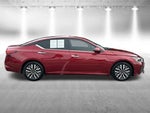 2023 Altima Thumbnail 5