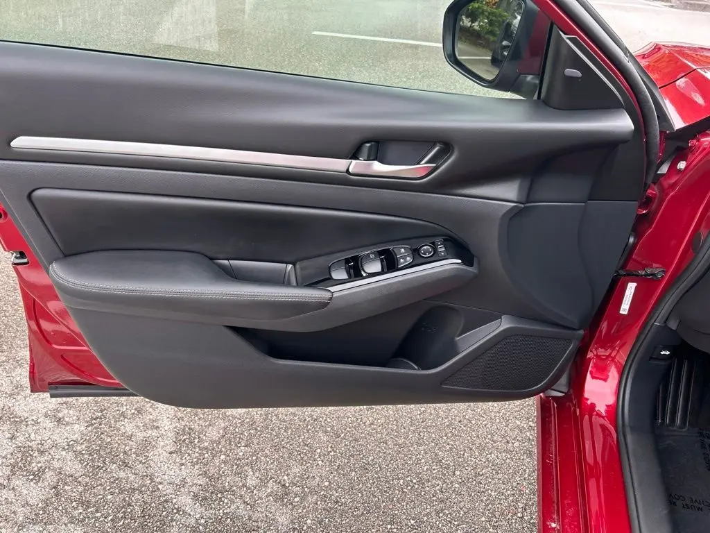 2023 Nissan Altima - $19,998