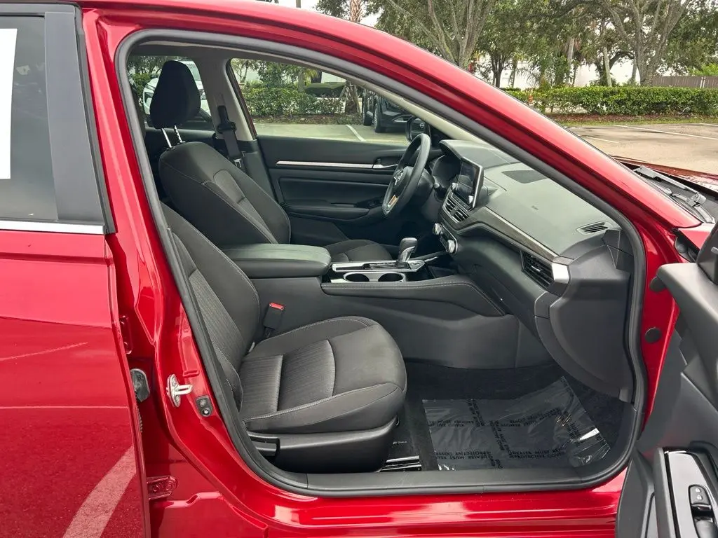 2023 Nissan Altima - $19,998