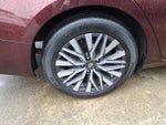 2024 Altima Thumbnail 11