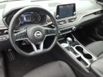 2024 Altima Thumbnail 18