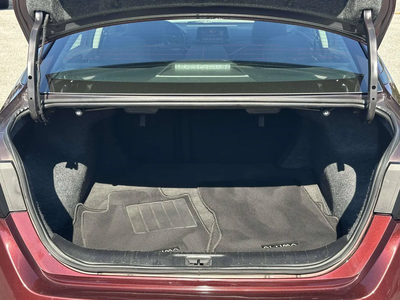2024 Nissan Altima - $20,500