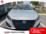 2024 Altima Thumbnail 2