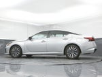 2024 Altima Thumbnail 30