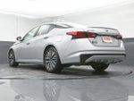 2024 Altima Thumbnail 31