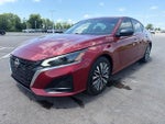 2024 Altima Thumbnail 2