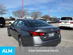 2024 Altima Thumbnail 3