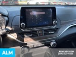 2024 Altima Thumbnail 19