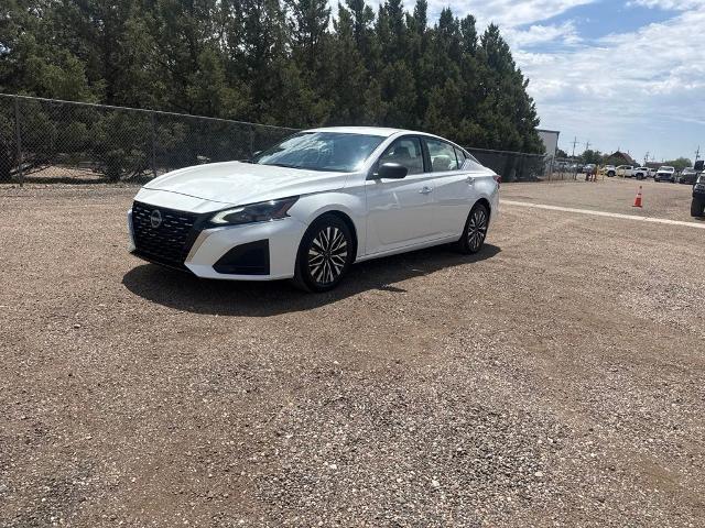 2025 Nissan Altima 2.5 SV — photo 1 of 12