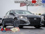 2025 Altima Thumbnail 2