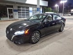 2025 Altima Thumbnail 6