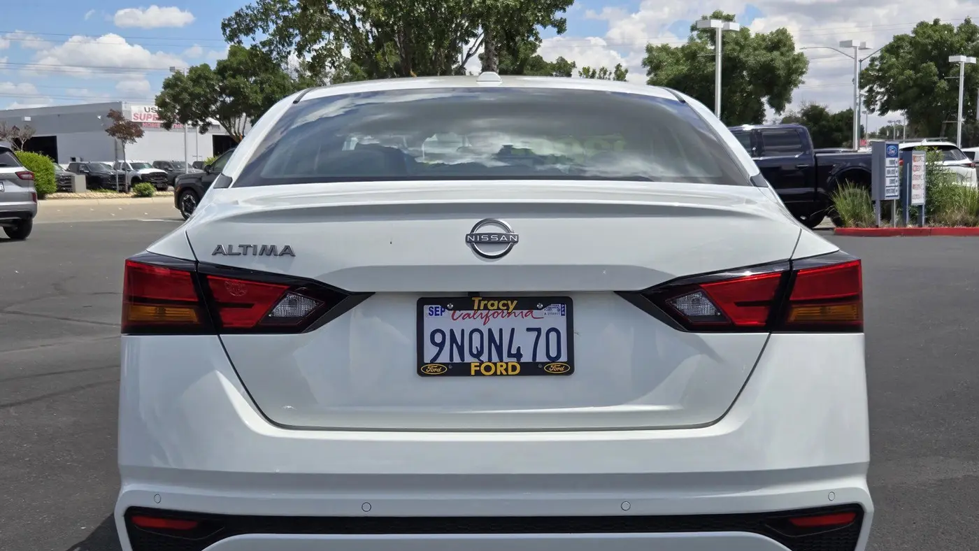 2025 Nissan Altima 2.5 SV