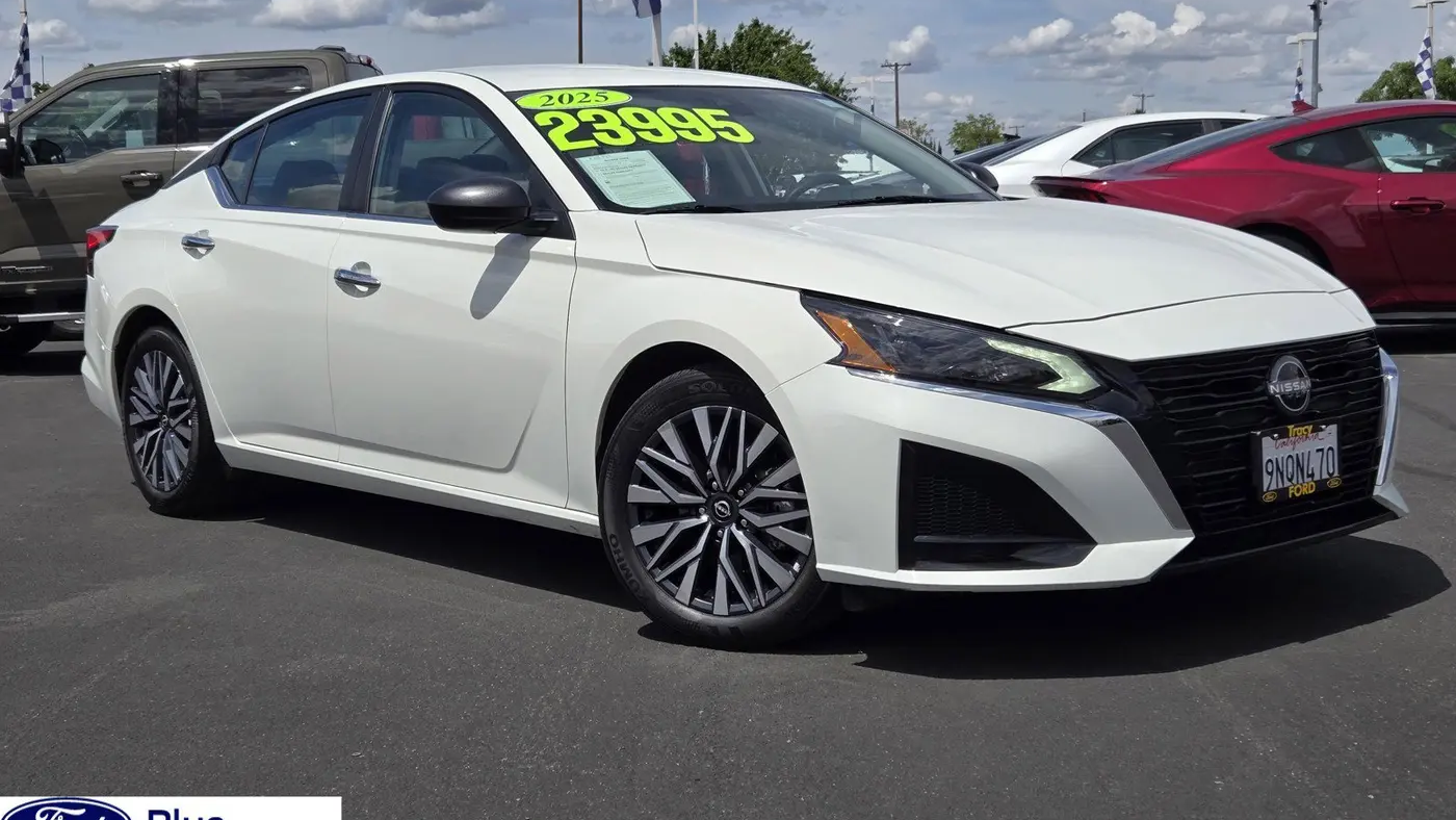 Preowned 2025 Nissan Altima 2.5 SV for Sale