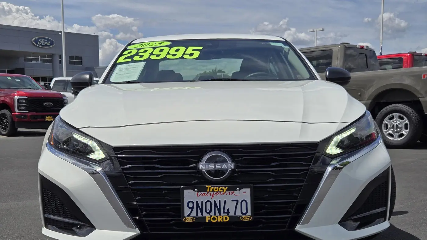 2025 Nissan Altima 2.5 SV