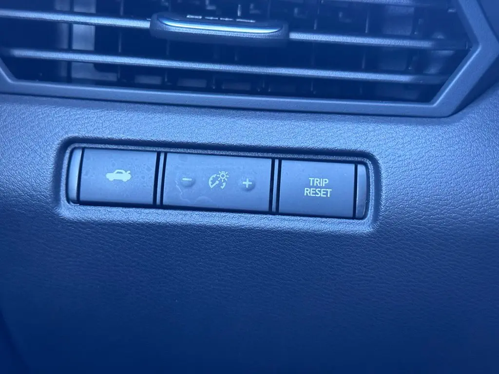 2025 Nissan Altima - $20,000