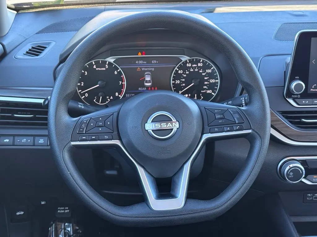 2025 Nissan Altima - $20,000