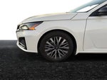 2025 Altima Thumbnail 23