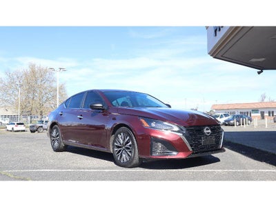 2025 Nissan Altima 2.5 SV 4DR Sedan