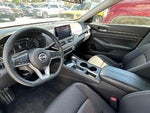 2025 Altima Thumbnail 4