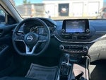 2025 Altima Thumbnail 9