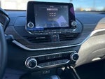 2025 Altima Thumbnail 16