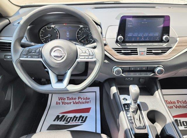 2025 Nissan Altima