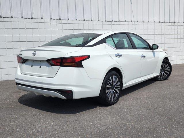 2025 Nissan Altima