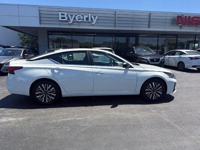 Photo of a 2025 Nissan Altima 2.5 SV 4DR Sedan for sale