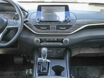 2025 Altima Thumbnail 15