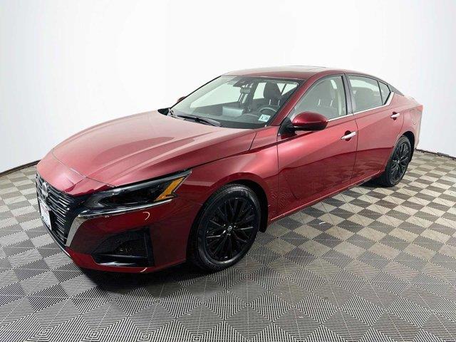 2025 Nissan Altima