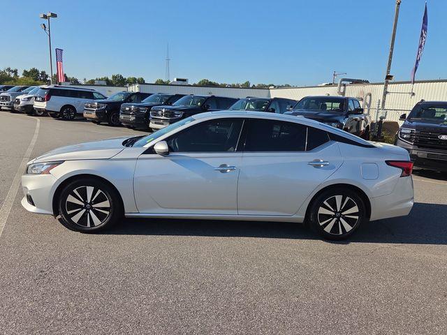 2019 Nissan Altima - $12,295