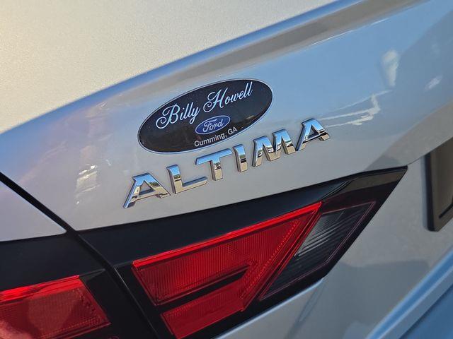 2019 Nissan Altima - $12,295