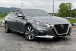 2019 Altima Thumbnail 2
