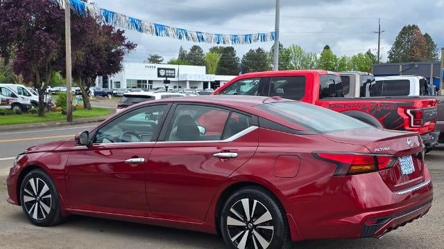 2021 Nissan Altima 2.5 SV