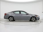 2021 Altima Thumbnail 7