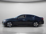 2021 Altima Thumbnail 3