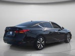 2021 Altima Thumbnail 7