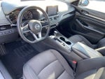 2021 Altima Thumbnail 24