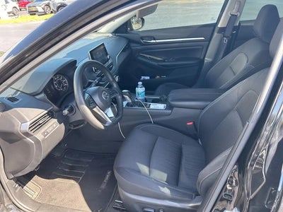 Photo of a 2022 Nissan Altima 2.5 SV 4DR Sedan for sale