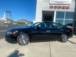 2023 Altima Thumbnail 2