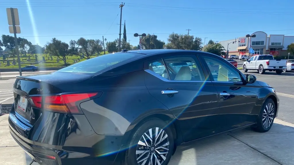 2023 Nissan Altima 2.5 SV