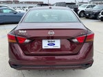 2023 Altima Thumbnail 9