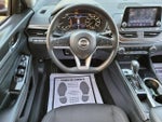 2023 Altima Thumbnail 8